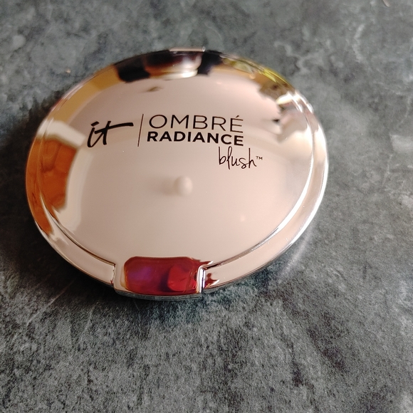 IT Cosmetics Ombré Radiance Blush BNIB - Picture 2 of 5